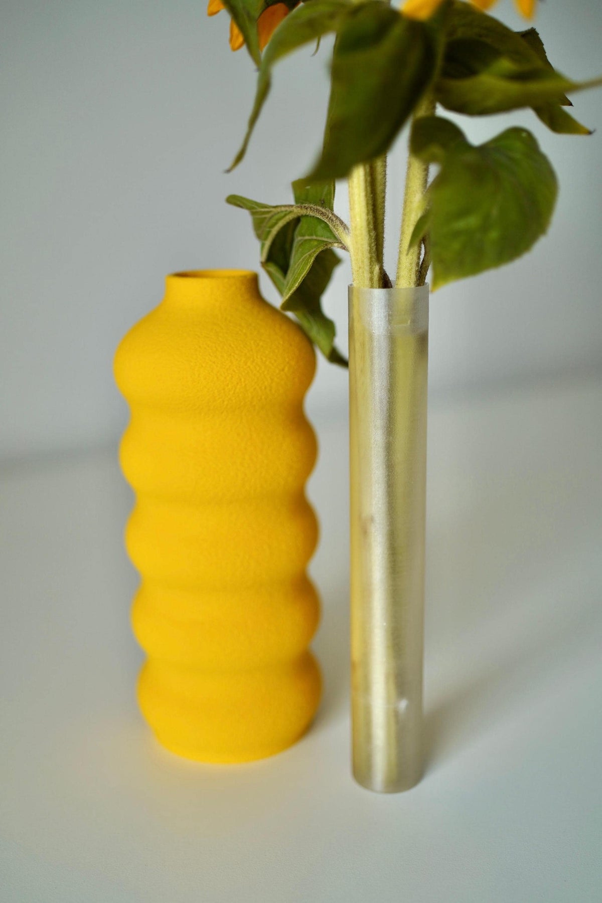 Minamalist wavy Vase , Modern Home Accent , original vase decor