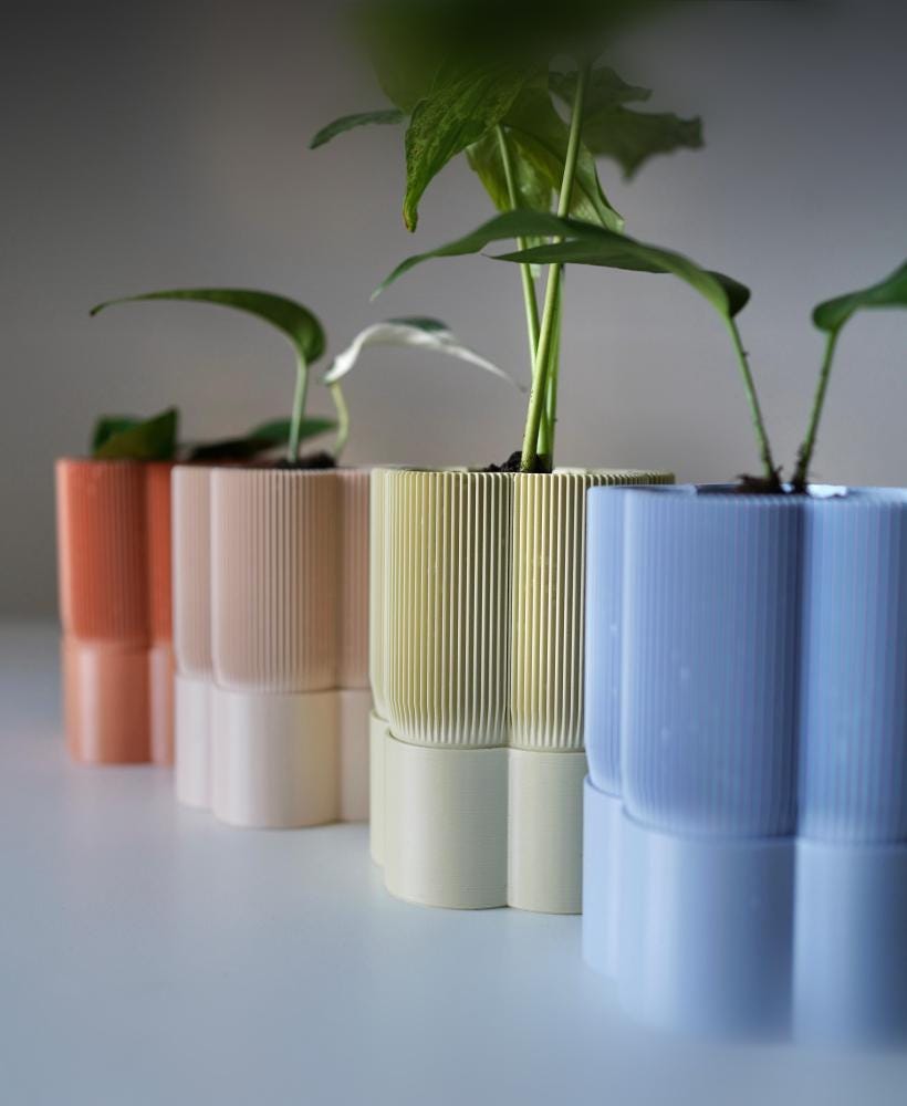 Flollia Self-Watering Planter , Modern Flower-Shaped Indoor Pot with Built-In Water Reservoir