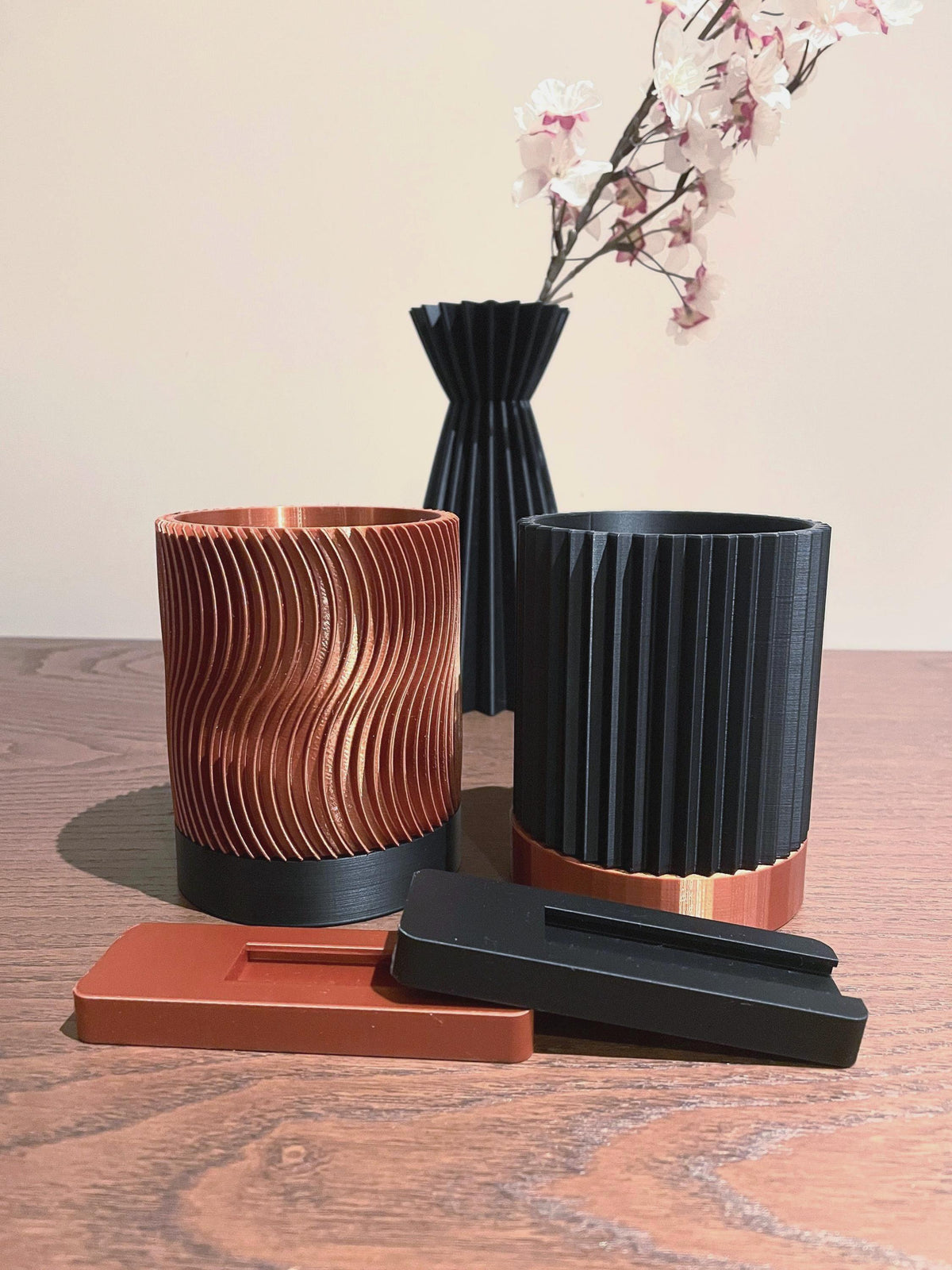 Modern Wall Planter, Vertical Plant Pot