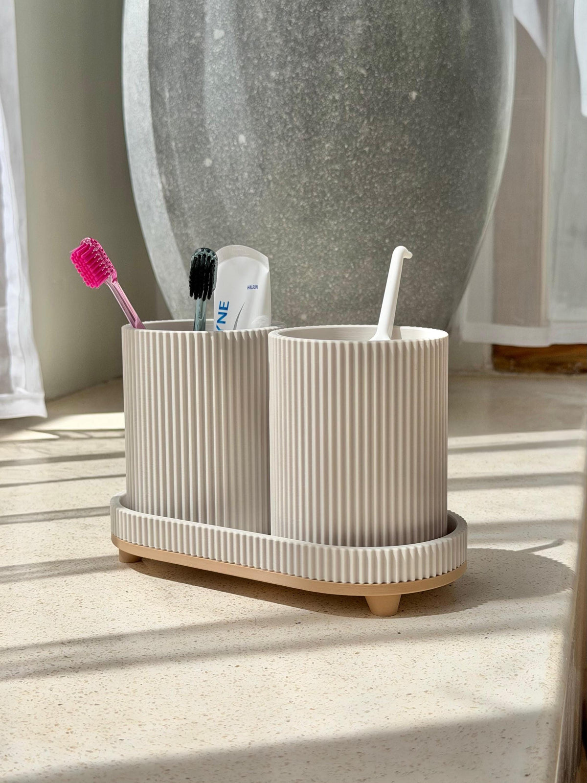 Modern Ribbed Toothbrush Holder - Customizable Bathroom Organizer with compartments