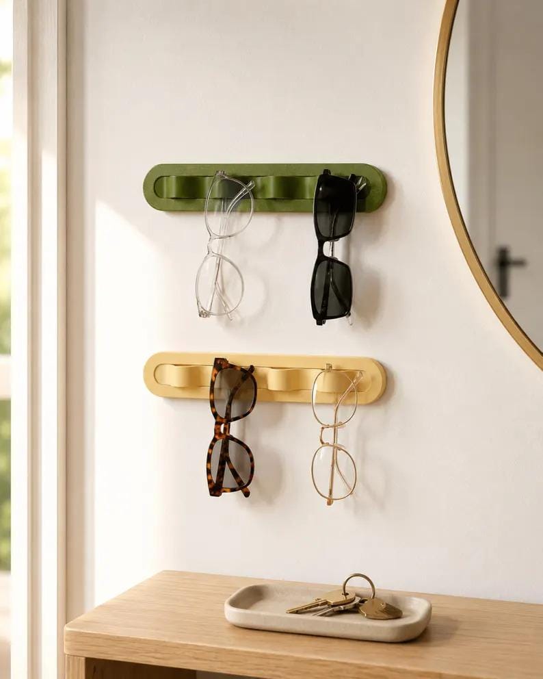 Wall Mounted Sunglasses Holder , 4 Slot Sunglass Organizer Rack , Eyeglass Storage for Entryway